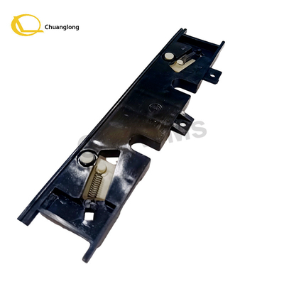 445-0582423 4450582423 ATM 部品 NCR S1 プラスティックカセット トラック ドア プッシャー アッシー NCR カセットプッシャー