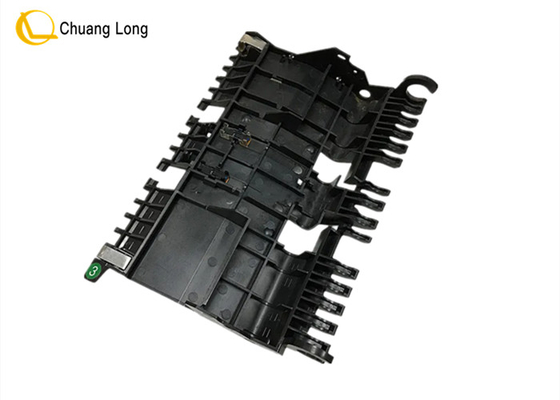ATM機械のスペアパーツ ヒタチ HCM 3842 WUF-BELT GUIDE 1P004017-001
