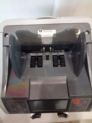 お買い得 HT-9100+ 紙幣計数機 ビルカウンター インテリジェント宝くじ券紙幣計数機 オンライン